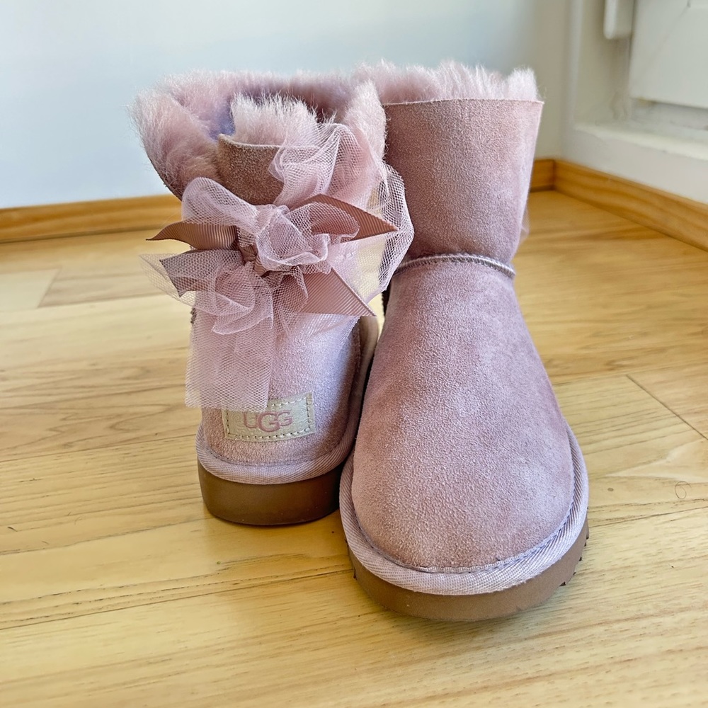 ‼️SOLD‼️ NWOT UGG WINTER BOOTS 🎀